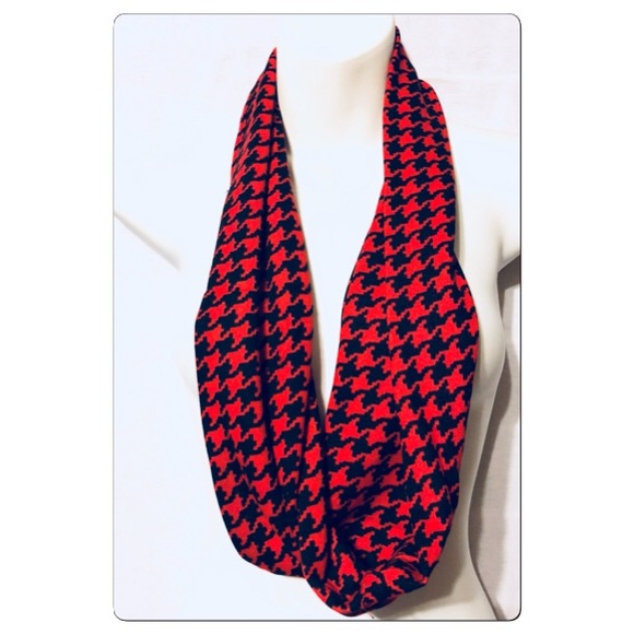 Accessories - Red and Black Houndstooth Infinity Scarf Accessories - Red and Black Houndstooth Infinity Scarf